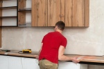 Comment choisir une menuiserie sur mesure qui valorise votre intérieur ?